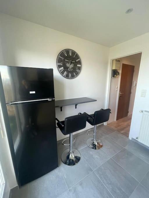 Apartamento Le Belvedere Dernier Etage Avec Terrasse Wifi Fibre Tarbes Exterior foto