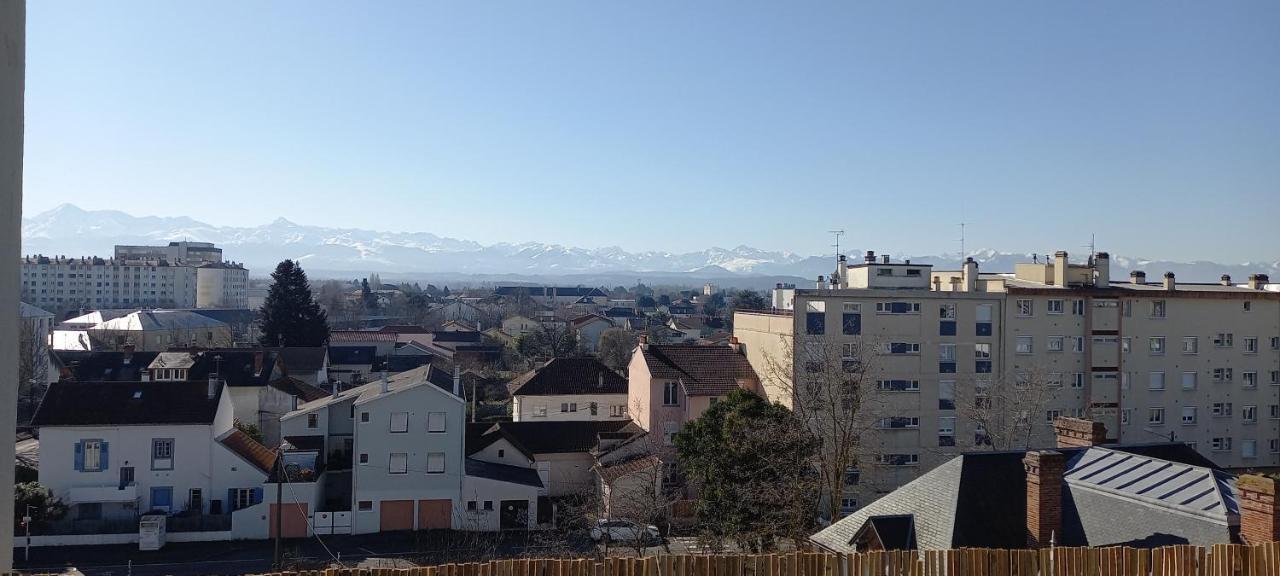 Apartamento Le Belvedere Dernier Etage Avec Terrasse Wifi Fibre Tarbes Exterior foto