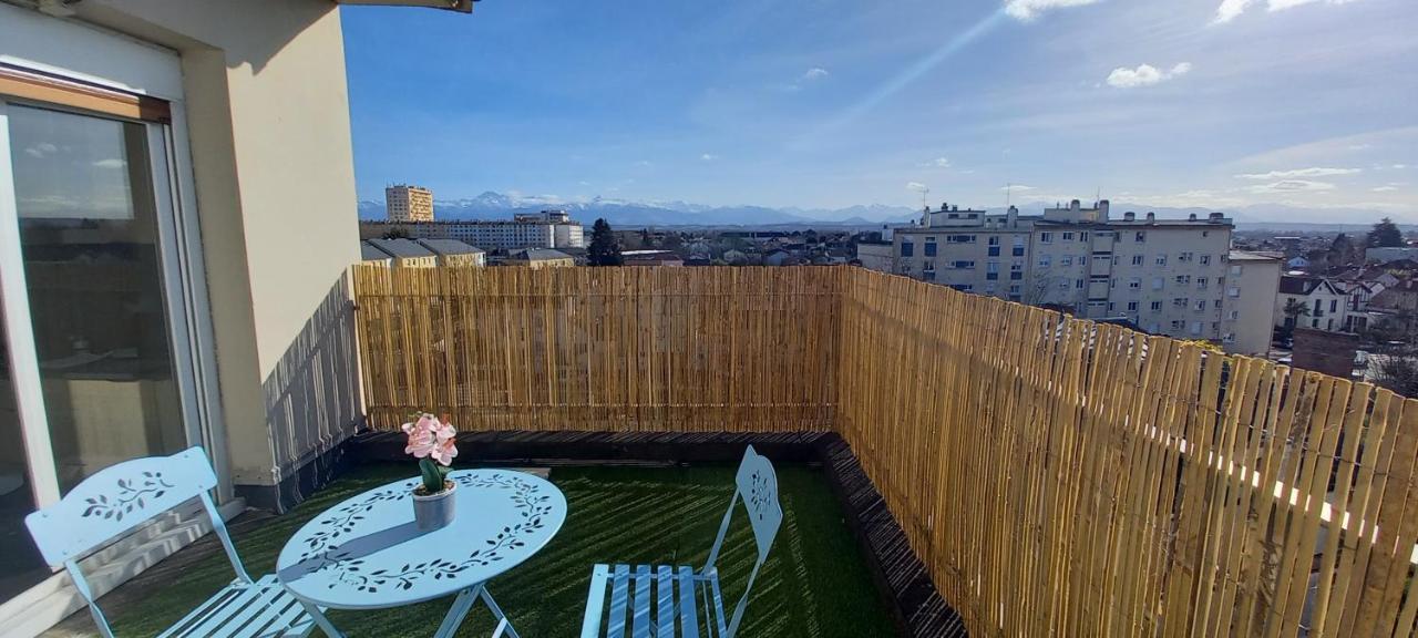 Apartamento Le Belvedere Dernier Etage Avec Terrasse Wifi Fibre Tarbes Exterior foto
