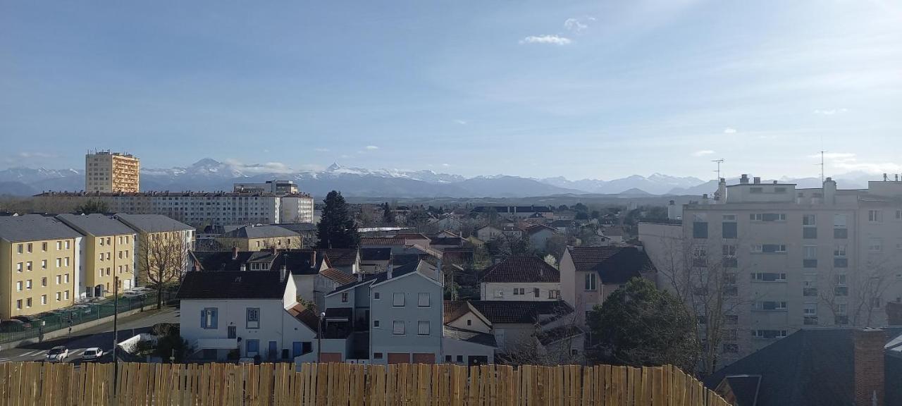 Apartamento Le Belvedere Dernier Etage Avec Terrasse Wifi Fibre Tarbes Exterior foto