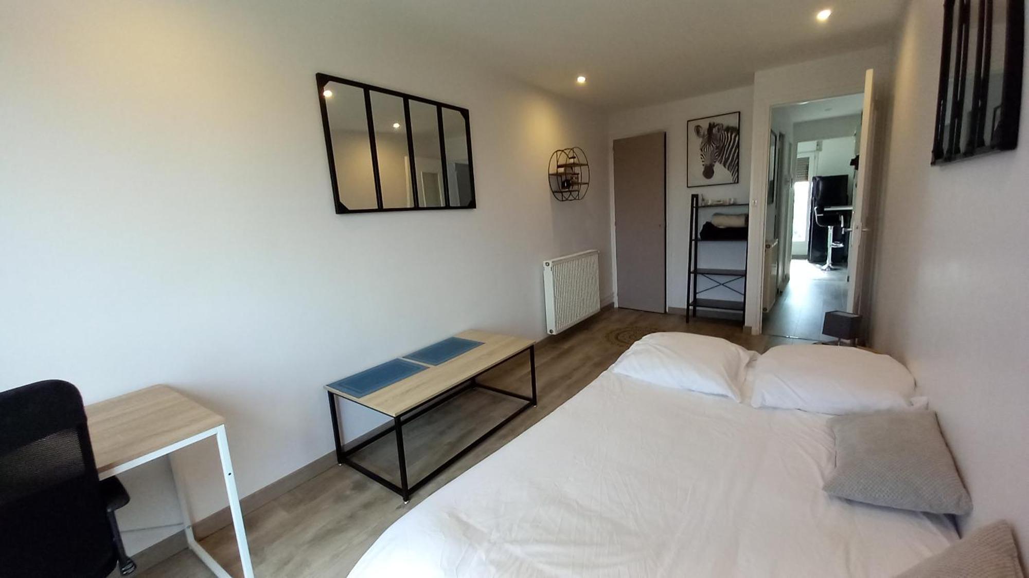 Apartamento Le Belvedere Dernier Etage Avec Terrasse Wifi Fibre Tarbes Exterior foto